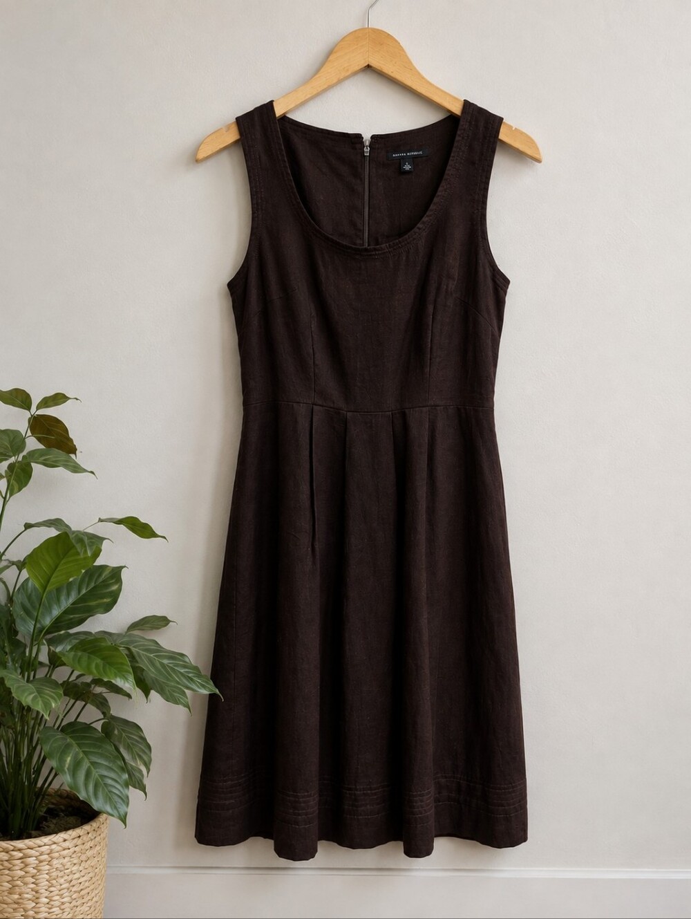 Banana Republic Linen Chocolate Pencil Dress
